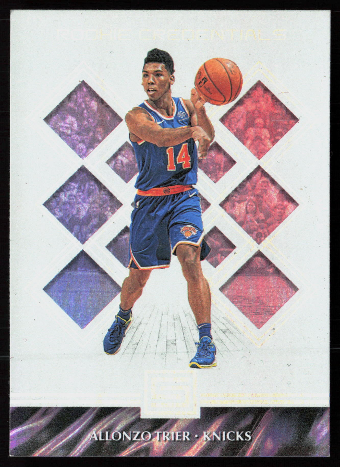 2018 2018-19 Panini Status Allonzo Trier Basketball card front — Card Source Canada
